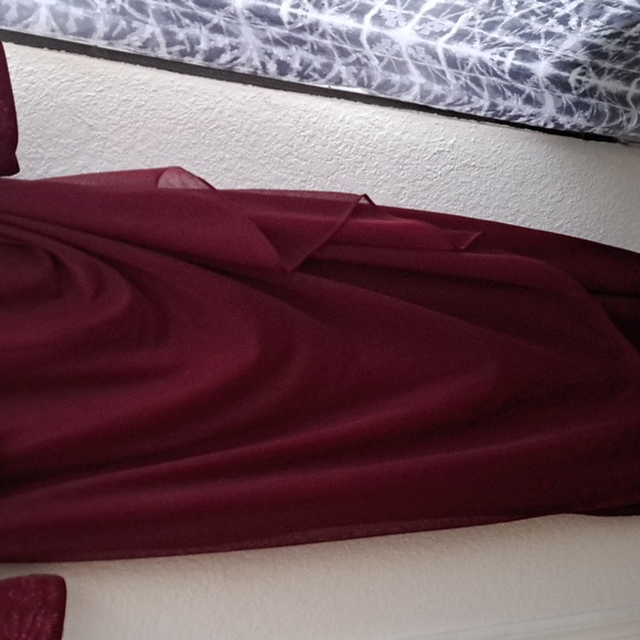 Evening dress. - Picture 3 of 3